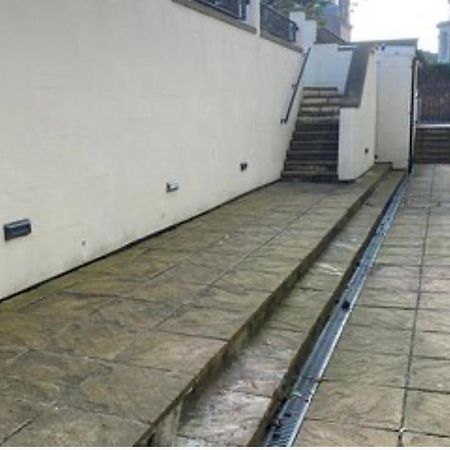 Easby Breakaways - **Modern Apartment 5 Mins From South Bay, Scarborough** מראה חיצוני תמונה