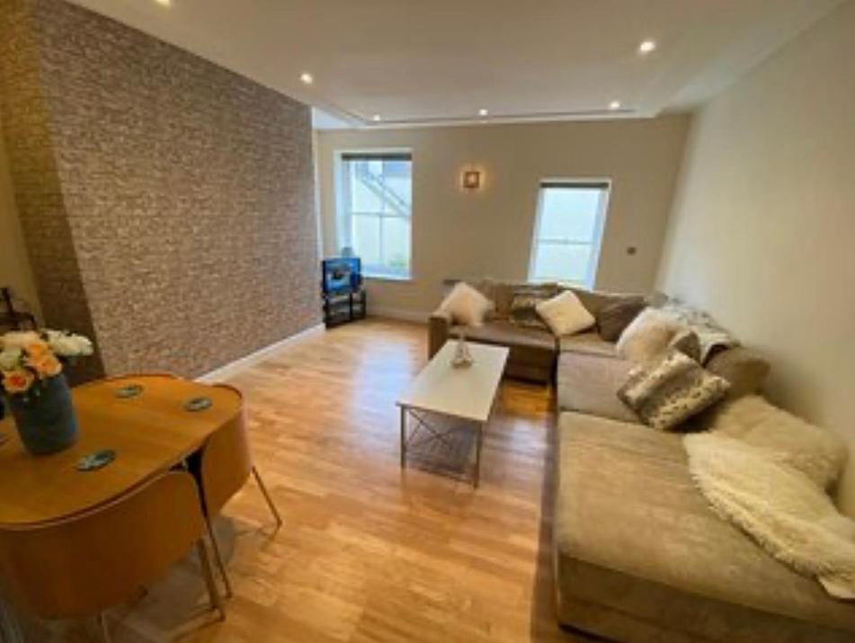 Easby Breakaways - **Modern Apartment 5 Mins From South Bay, Scarborough** מראה חיצוני תמונה